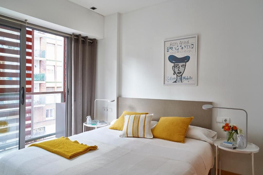 Lugaris Rambla Barcelona - 1-bedroom apartment