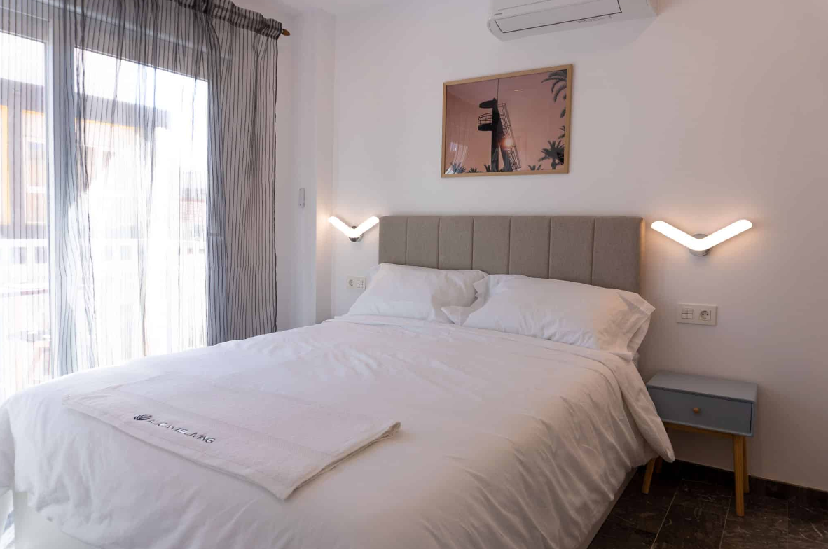 Alicante Living - 2-bedroom apartment