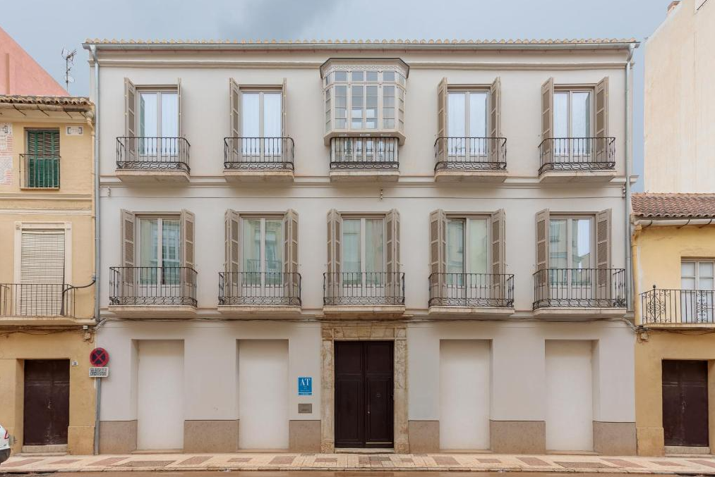 Be Mate Málaga - Deluxe Apartment