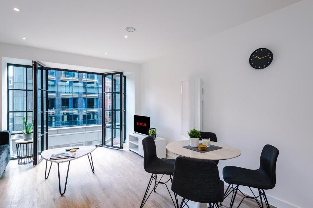 Hilltop Serviced Apartments - Piccadilly - 1-bedroom apartment